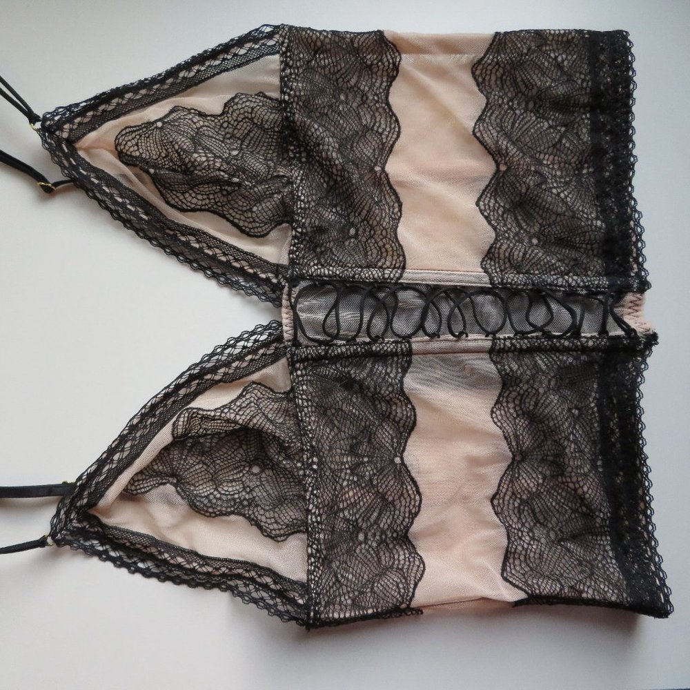 NWOT Black Lace Victoria's Secret Bustier